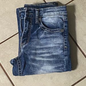 Brand new took of the tags my kid forgot he had the Jean and never wore it